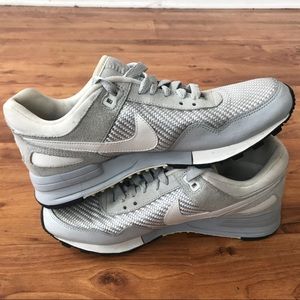 Nike Air Women’s 8.5